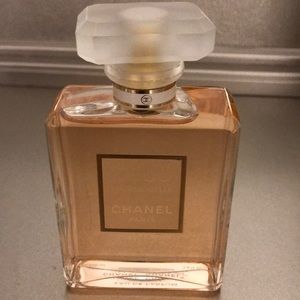 Coco mademoiselle Chanel